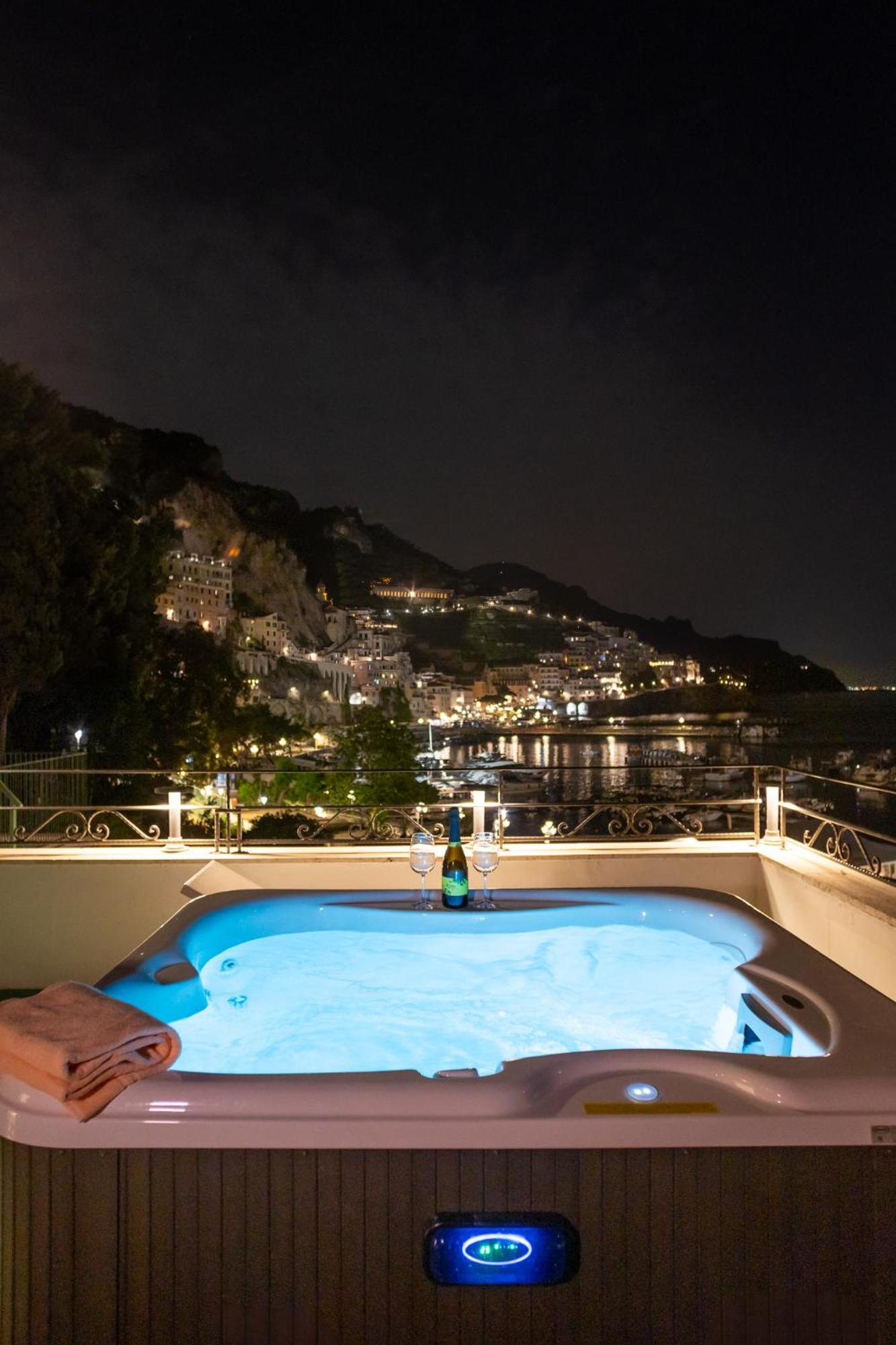 Hotel Aurora Amalfi Zewnętrze zdjęcie