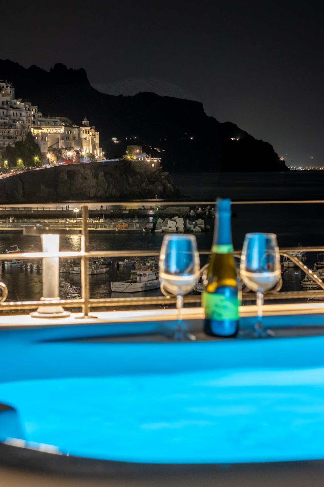 Hotel Aurora Amalfi Zewnętrze zdjęcie
